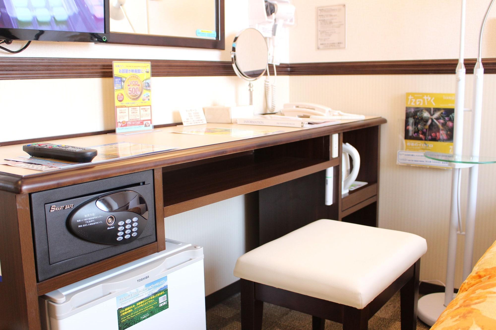 Toyoko Hokkaido Eki Higashi Guchi 3*