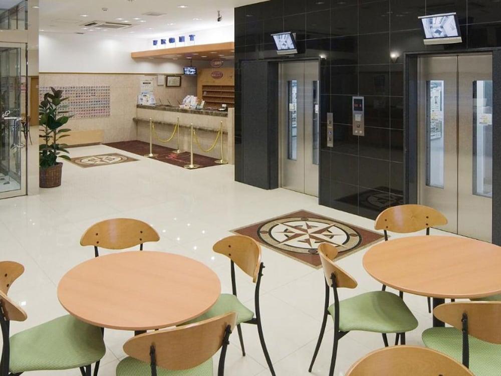 Hotel Toyoko Hokkaido Eki Higashi Guchi Asahikawa